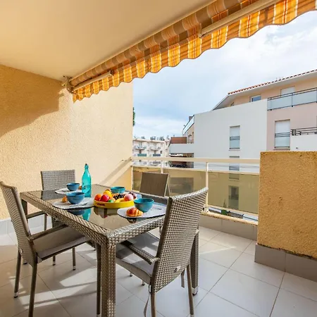 Jardin De La Fontaine-3 By Interhome Appartement *